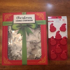 NWT Celebrate It Christmas Santa molds and Christmas Cookie Cutters